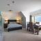 Cloudside Hotel