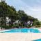 LAppart de La Baule, piscines , proche mer.