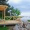 Karineeme Holiday House