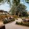 The Queens Chew Magna