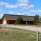 The Wandering Moose Cabin, close to West Yellowstone, Single Level, Hot Tub - Rea