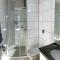 505 - Apartamento Lindo, amplo e decorado, mobiliario moderno, cozinha completa com utensílios , Excelente vista da cidade e localização privelegiada no bairro Bigorrilho proxímo de shopping e parques - Kurytyba