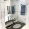 505 - Apartamento Lindo, amplo e decorado, mobiliario moderno, cozinha completa com utensílios , Excelente vista da cidade e localização privelegiada no bairro Bigorrilho proxímo de shopping e parques - Kurytyba