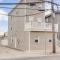 Dave and Busters, Outlets, Convention Center across street w Parking - Sleeps 15