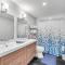 Dave and Busters, Outlets, Convention Center across street w Parking - Sleeps 15