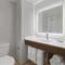 Hotel 1200