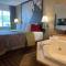 Super 8 by Wyndham Chisago City