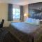 Super 8 by Wyndham Chisago City