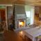 Karineeme Holiday House