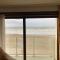 Seagull, Ruim en volledig vernieuwd appartement met zeezicht in Westende