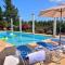 Villa Bella Island Tria