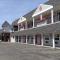 Days Inn by Wyndham Mackinaw City - Lakeview