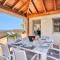 Magnifica Villa Happy Holidays con piscina en los Gigantes