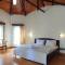 Bara Beach Bungalows