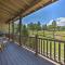 Deck, BBQ and Golf Course Views Show Low Home - شو لو