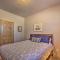 Sunny Show Low Home Deck, BBQ and Golf Course Views