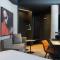 Radisson RED Hotel Johannesburg Rosebank