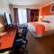 Howard Johnson by Wyndham Pasadena