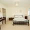 Pidley Bottom Cottages - Luxury SC rooms - Fully furnished and equipped - KITCHEN - towels and linen included