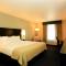 Holiday Inn Express & Suites Marion Northeast, an IHG Hotel