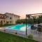 Holiday House OLIVE GROVE with pool and garden - Labin