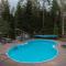 Sirpa's Artistic Nuuksio Retreat with Heated Pool - Espoo