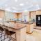 Luxury Estate in Indian Wells Country Club