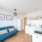 BRIGHT CHARMING Apt with TERRACE, PARKING & AirCo.