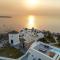 Cape Suite Oia