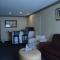 Rodeway Inn & Suites Bradley Airport - East Windsor