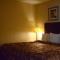 Rodeway Inn & Suites Bradley Airport