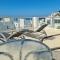 Modern villa, 4 bedrooms, private pool, close to Coral bay strip
