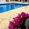 Modern villa, 4 bedrooms, private pool, close to Coral bay strip