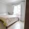 1006 - Apartamento com vista para o mar