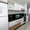 1071 - Apartamento com 2 Suítes na Praia de Bombinhas,