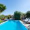 A 3bedroom country house, with pool close to beach - Roumelí