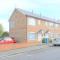 Friars Walk houses with 2 bedrooms, 2 bathrooms, fast Wi-Fi and private parking - 锡廷伯恩