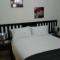 Bushbuckridge Micanolia Guest House - Dwarsloop