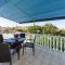 Apartment Nin beach