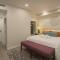 1-Bedroom with Cali King Size Bed in San Diego - سان دييغو