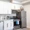 1-Bedroom with Cali King Size Bed in San Diego - سان دييغو