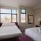 Downtown View 4 Sleepers Studio- Great for Getaway