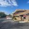 Travelers Inn