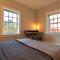 The Old Town Suite at Prince Street Inn