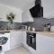 Stylish One Bed Apartment Near Cotswolds RAF - Carterton