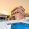 Seaview Villa Summer with private pool & garden - 利缇纳