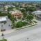 Royal Palm 203