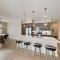 New Luxury Loft 307 I Huge Hot Tub I Great Views I Best Price I FREE Adventures Daily - وينتر بارك