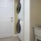 Lovely J Home -Stunning river view cozy two bedroom private suite