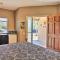 Relaxing Green Valley Townhome about 30 Mi to Tucson!